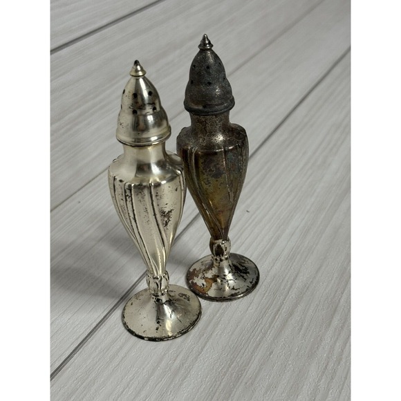 Vintage LaFrance Reg Salt Pepper Shakers Silver Tone 616 Made USA Set - Picture 2 of 9